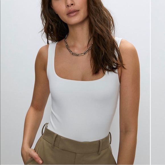 Aritzia Tops - Aritzia Babaton Contour Bodysuit